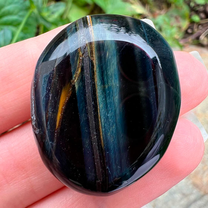 соколиный глаз