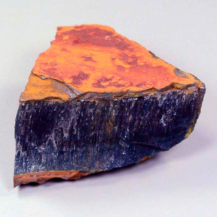 соколиный глаз