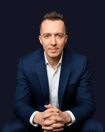 Алексей Лавров